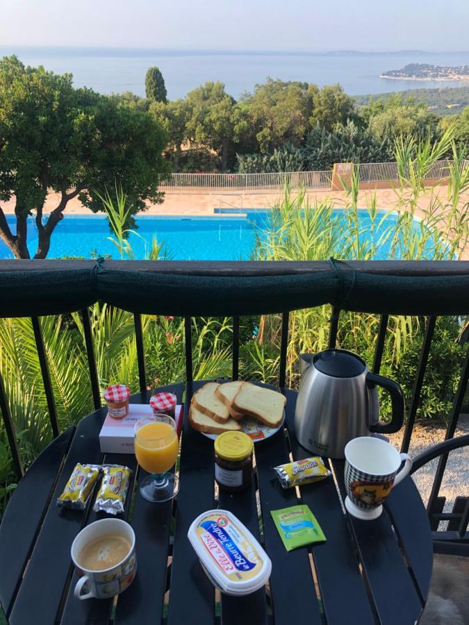 Studio Pool House Vue Mer Panoramique Amazing Sea View Wifi Linge Linen Inclut Aircondition La Croix-Valmer Exterior foto